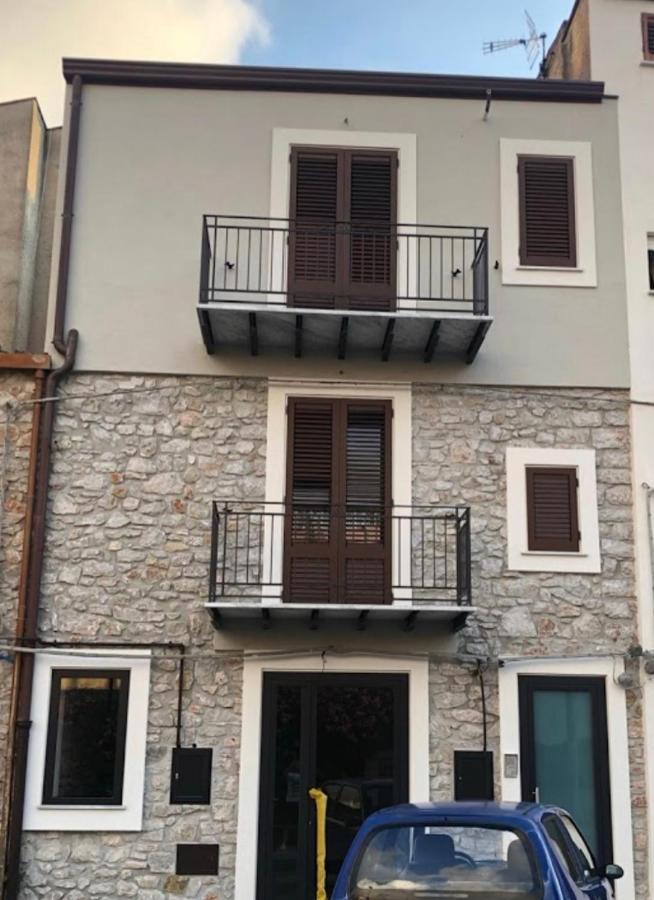 La Casetta Di Rosina Caccamo Exterior photo